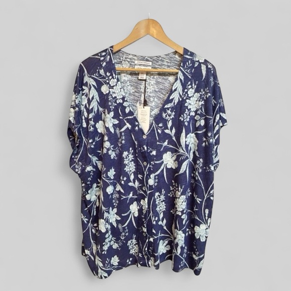 Laura Ashley Linen Blend Blue Floral Top Size 3X NWT - Picture 1 of 5